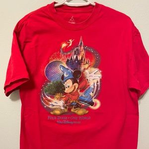 vintage disney magic kingdom t-shirt!